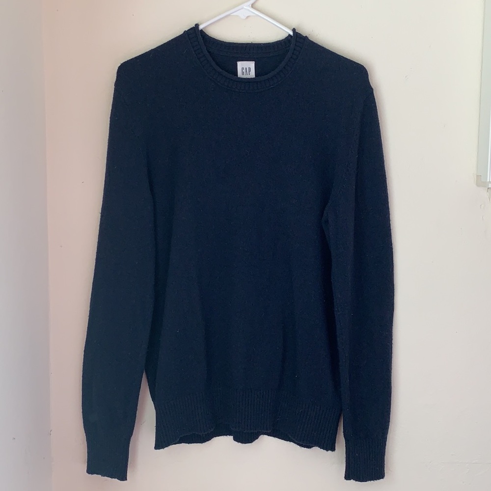 Men’s GAP wool blend sweater